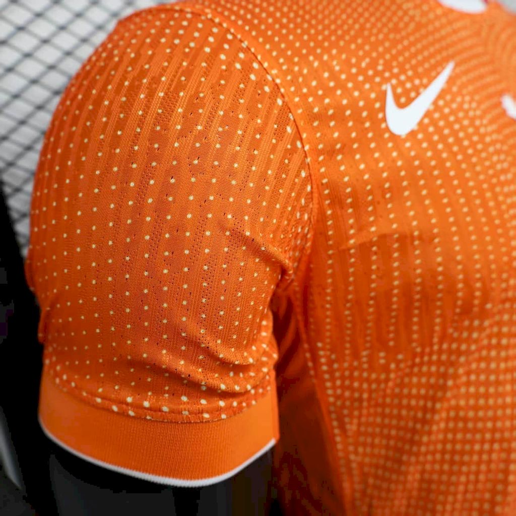 Mens Netherlands 2025 (Women's Team) Home Jersey Player Version - Image 1