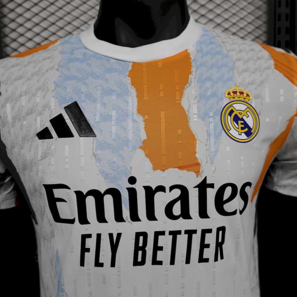 Men's Real Madrid 2024/25 Player Pre-Match Jersey