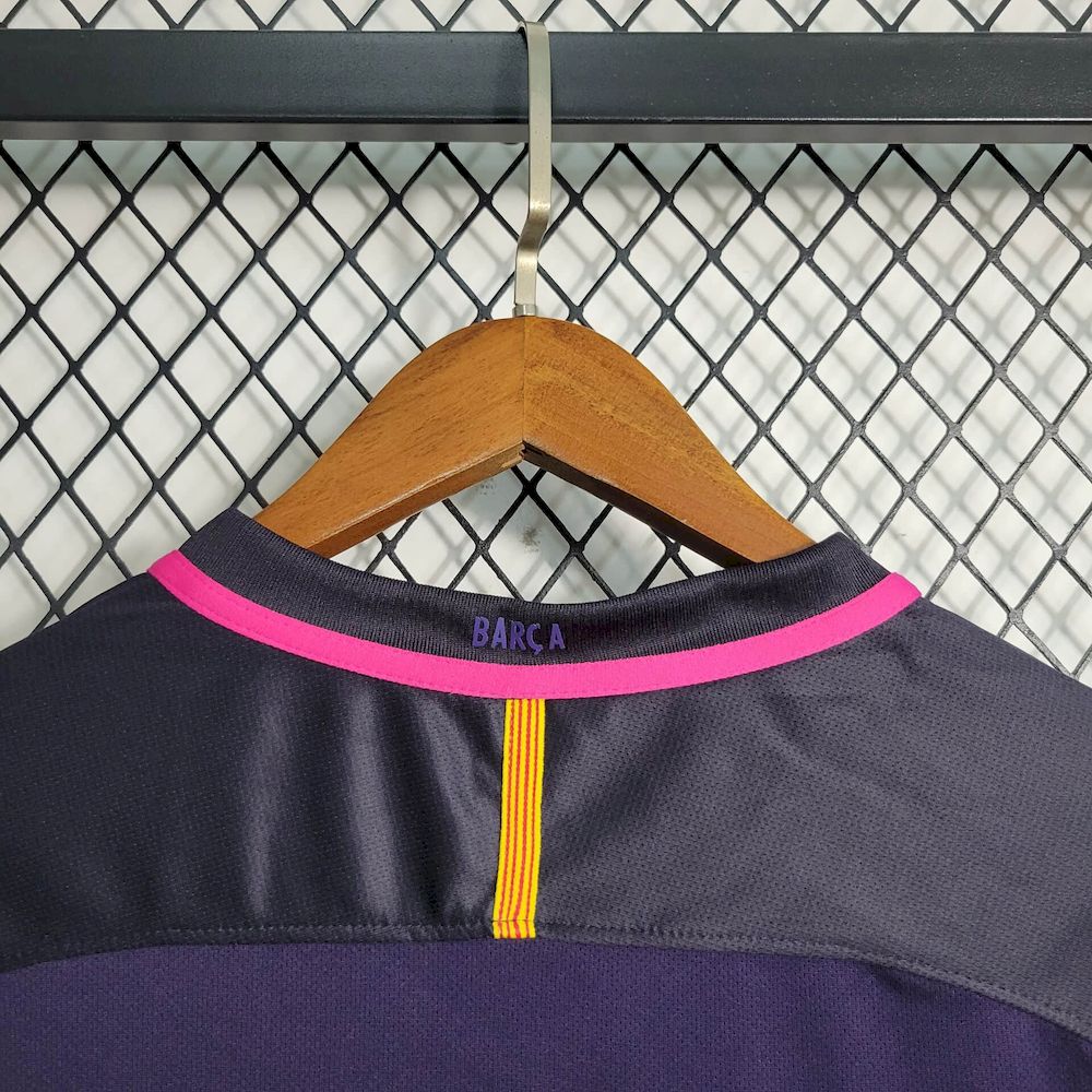 Barcelona 2016/17 Retro Away Long Sleeves Jersey