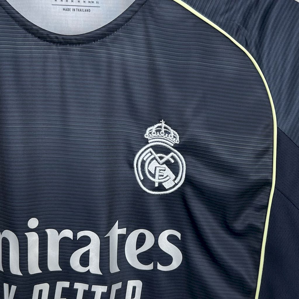 Men’s Real Madrid 2025/26 Fan Away Long Sleeves Jersey