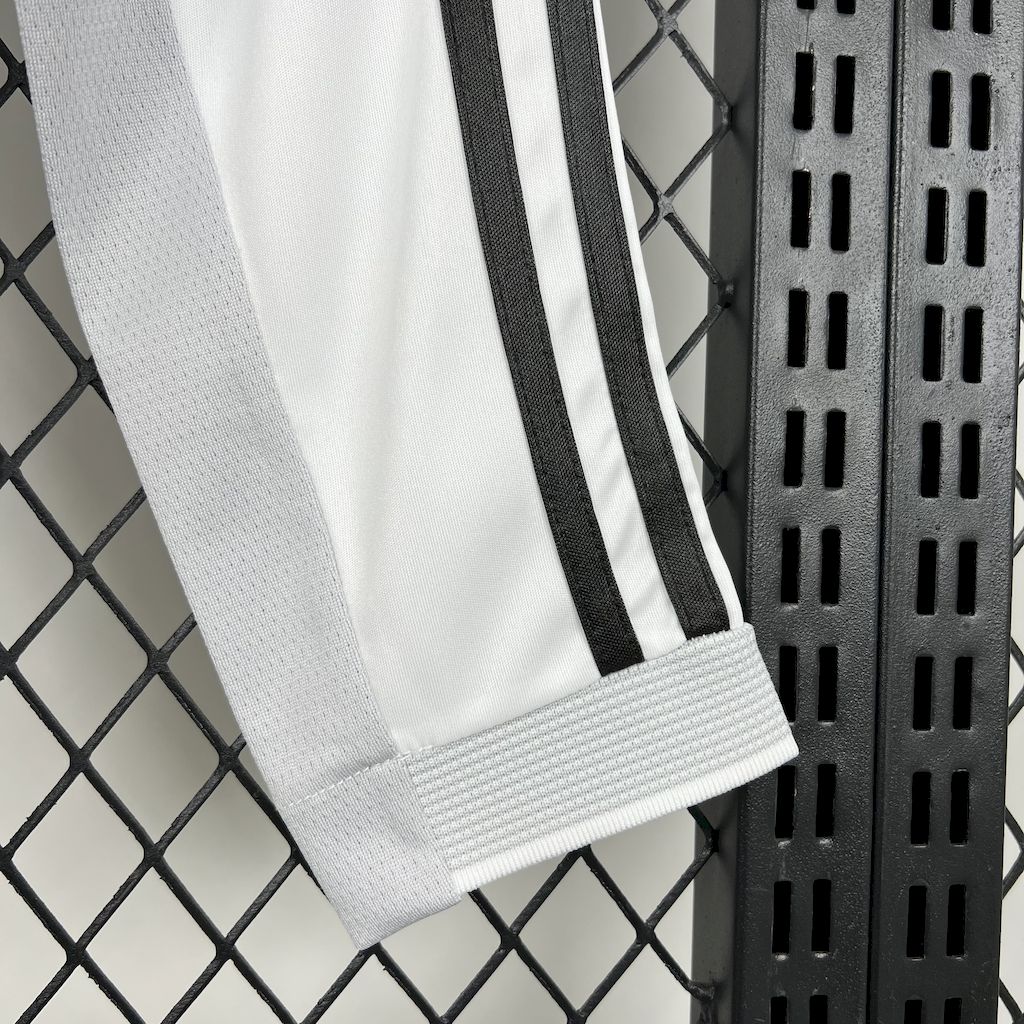 Men’s Real Madrid 2025/26 Fan Home Long Sleeves Jersey