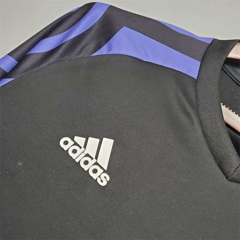 Real Madrid 2015/16 Retro Third Jersey