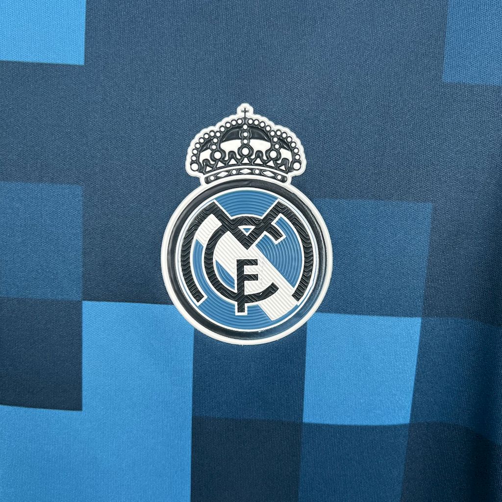 Real Madrid 2017/18 Retro Third Jersey