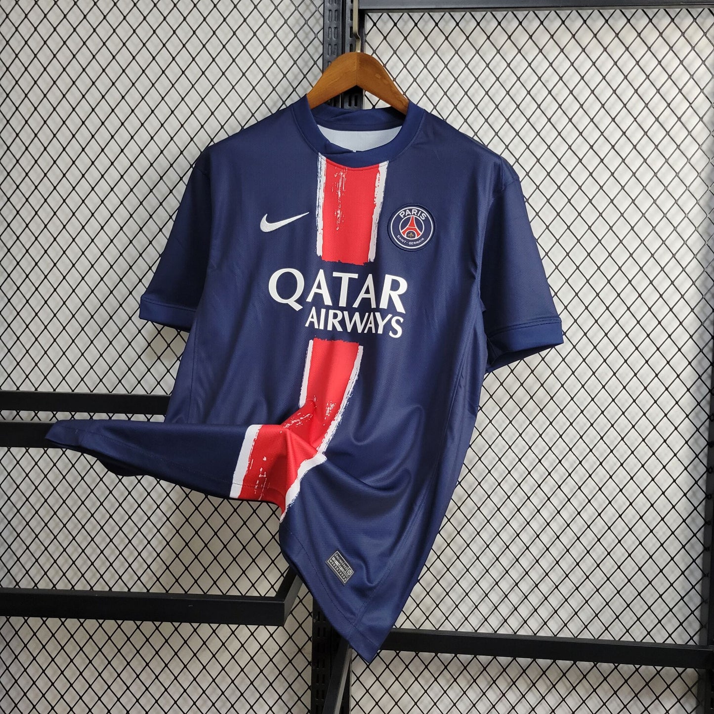 Men's Paris Saint-Germain 2024/25 Home Jersey