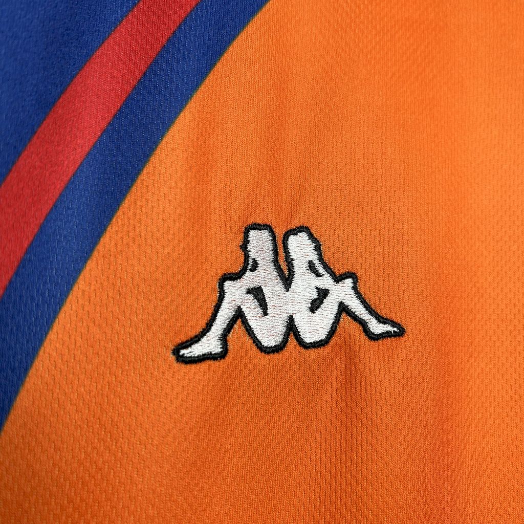 Barcelona 1997/98 Retro Away Jersey