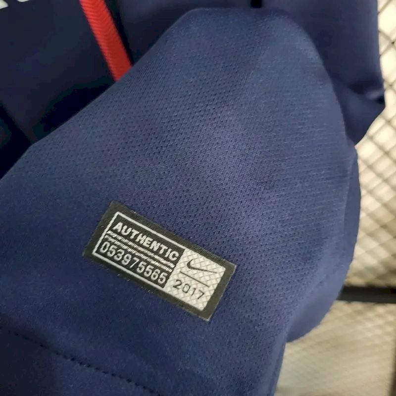 Paris Saint-Germain 2017/18 Retro Home Jersey