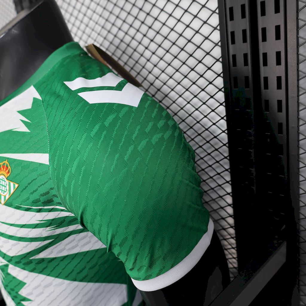 Men’s Real Betis 2025/26 Player Hummel x Limited-edition Naruto Jersey