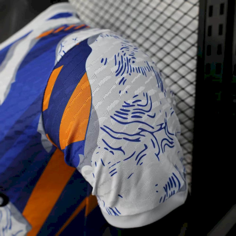 Men’s Real Madrid 2025/26 Player Limited Matchday Edition Jersey