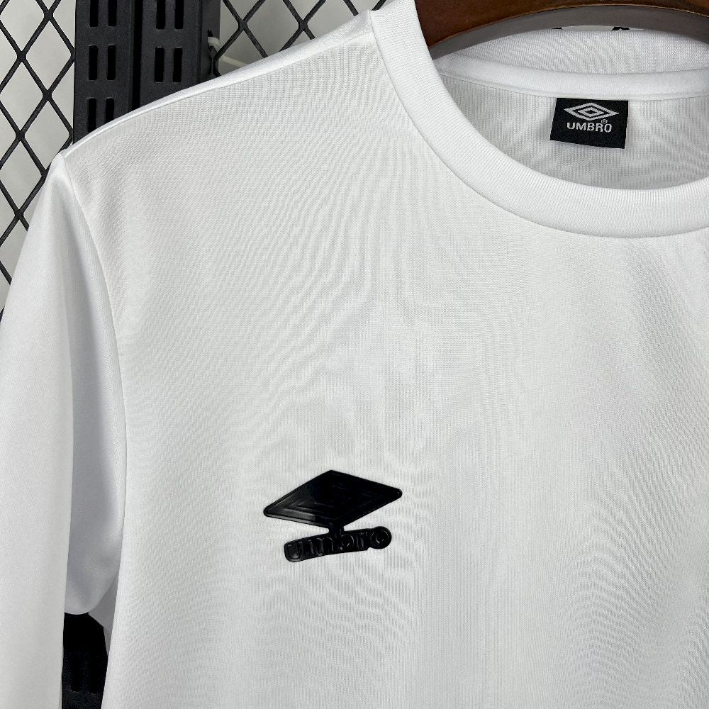 Men's Santos 2025/26 Concentração Umbro Jersey