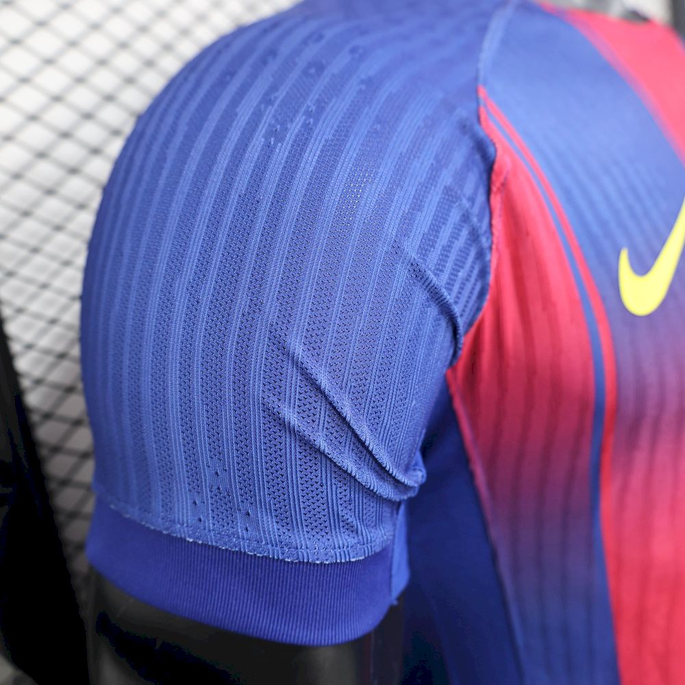 Men’s Barcelona 2025/26 Player Home Jersey