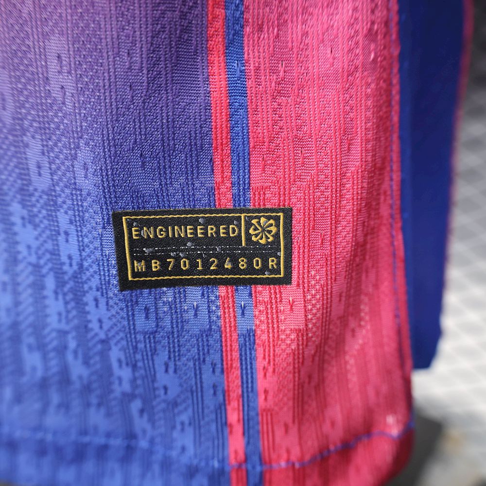 Men’s Barcelona 2025/26 Player Home Jersey