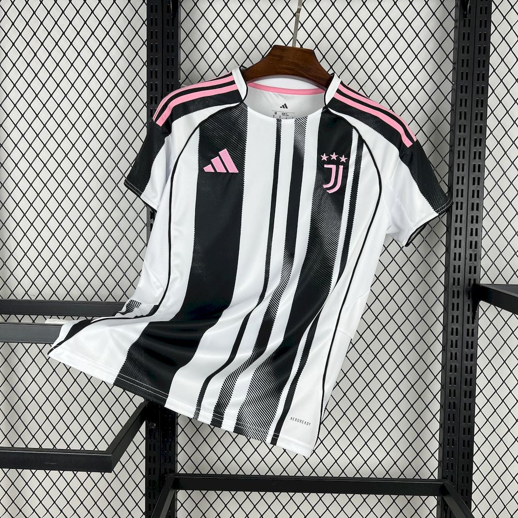 Men’s Juventus 2025/26 Fan Home Jersey