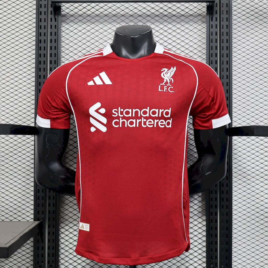 Men’s Liverpool 2025/26 Player Home Jersey