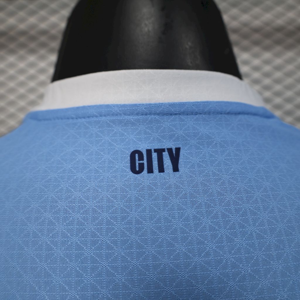 Men’s Manchester City 2025/26 Player Home Jersey