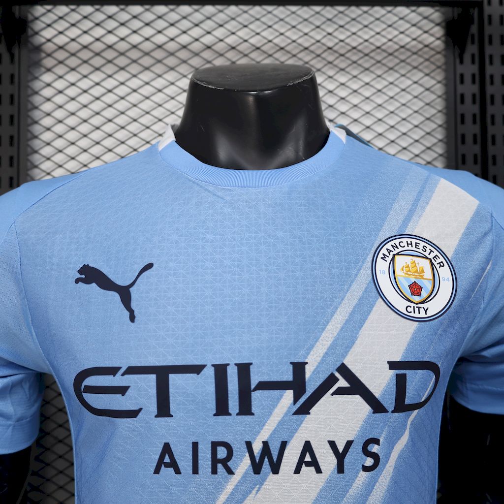 Men’s Manchester City 2025/26 Player Home Jersey