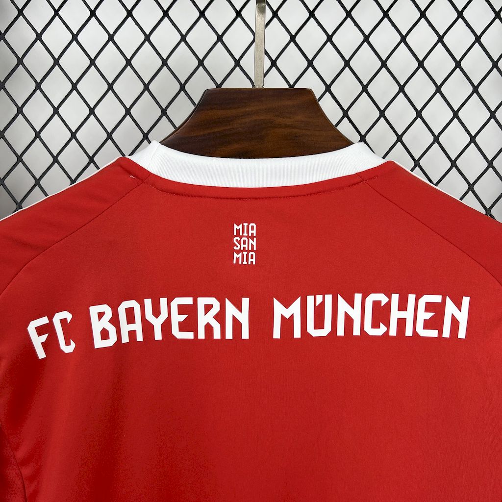 Men’s Bayern Munich 2025/26 Fan Home Jersey