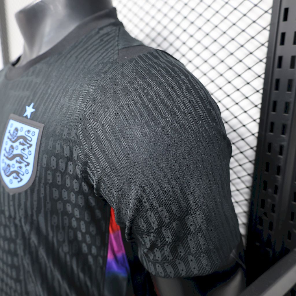 Mens England 2025/26 Away Player Version - Image 4