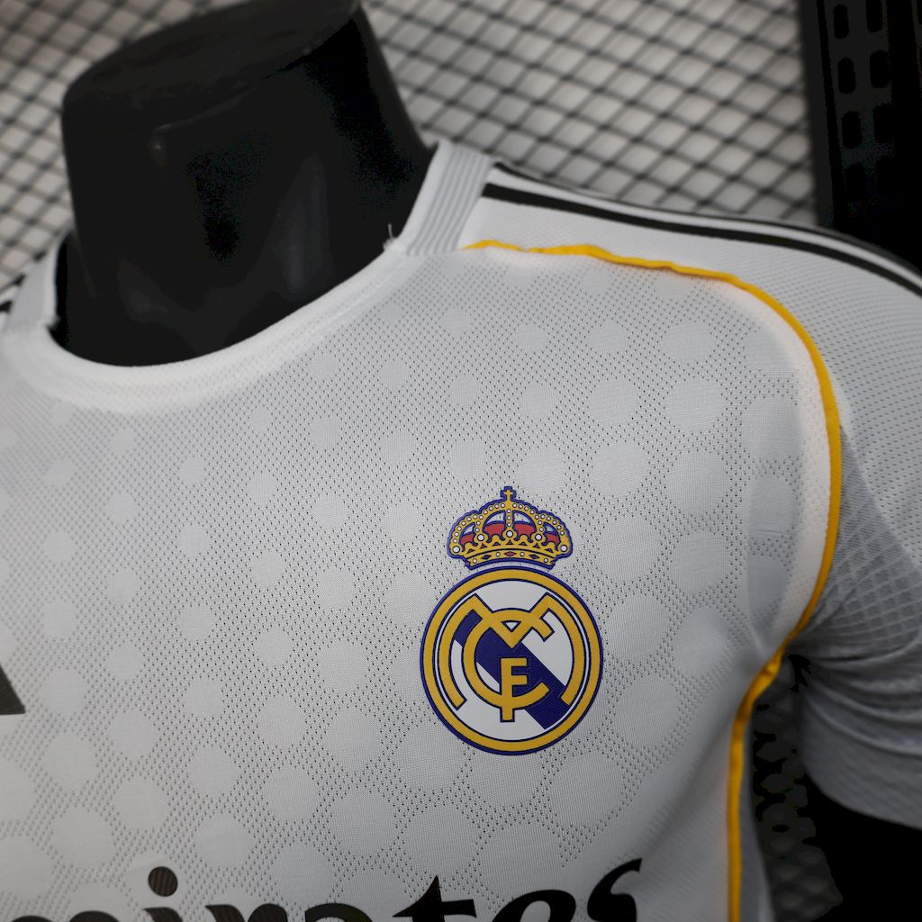 Men’s Real Madrid 2025/26 Player Home Jersey