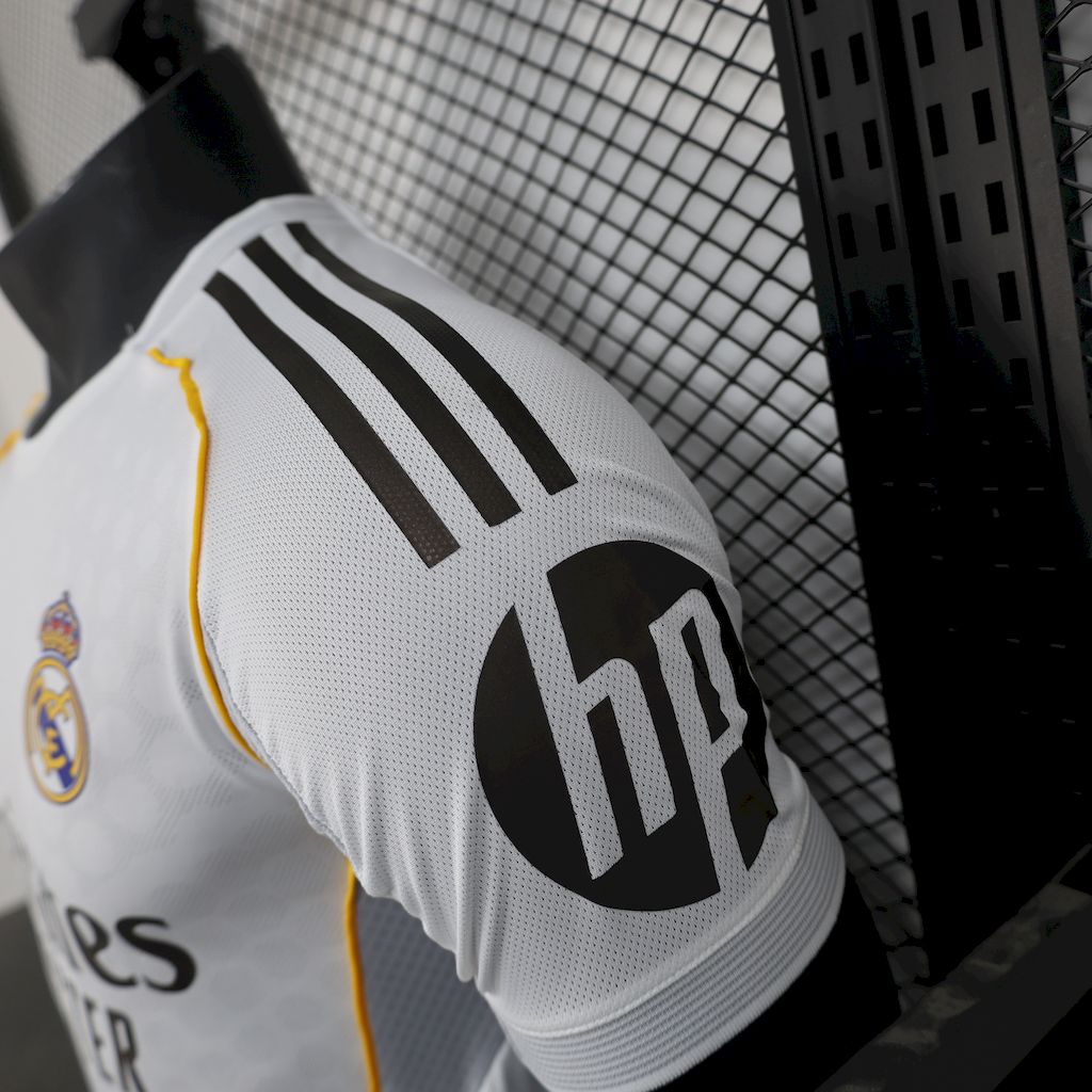 Men’s Real Madrid 2025/26 Player Home Jersey