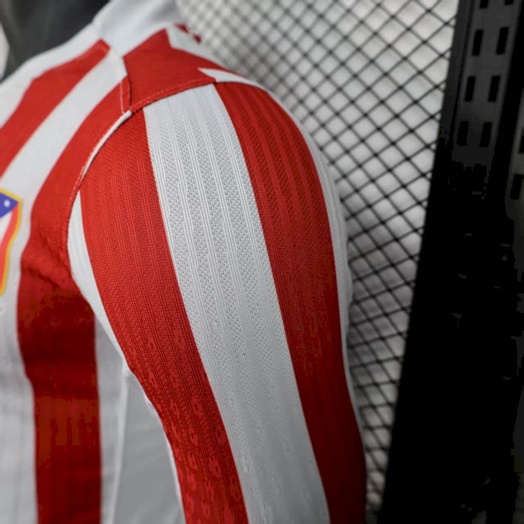 Men’s Atletico Madrid 2025/26 Player Home Long Sleeves Jersey