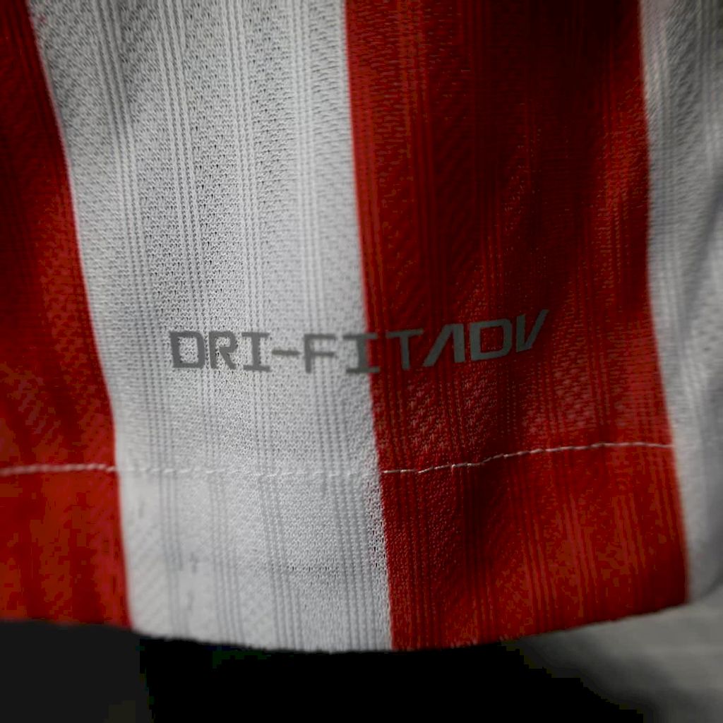 Men’s Atletico Madrid 2025/26 Player Home Long Sleeves Jersey