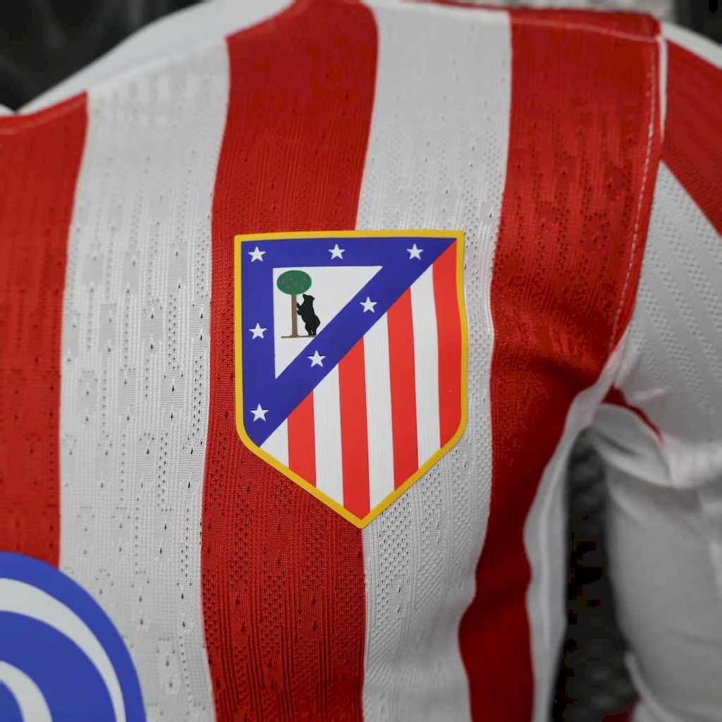 Men’s Atletico Madrid 2025/26 Player Home Long Sleeves Jersey